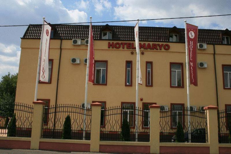 Hotel Maryo Ploieşti Exteriér fotografie