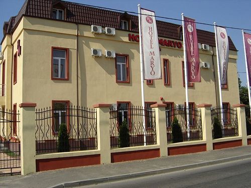 Hotel Maryo Ploieşti Exteriér fotografie